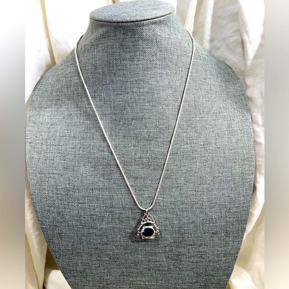Sterling Silver Pendant Set With Cabochon Black Onyx Fine Details, Chain☑️